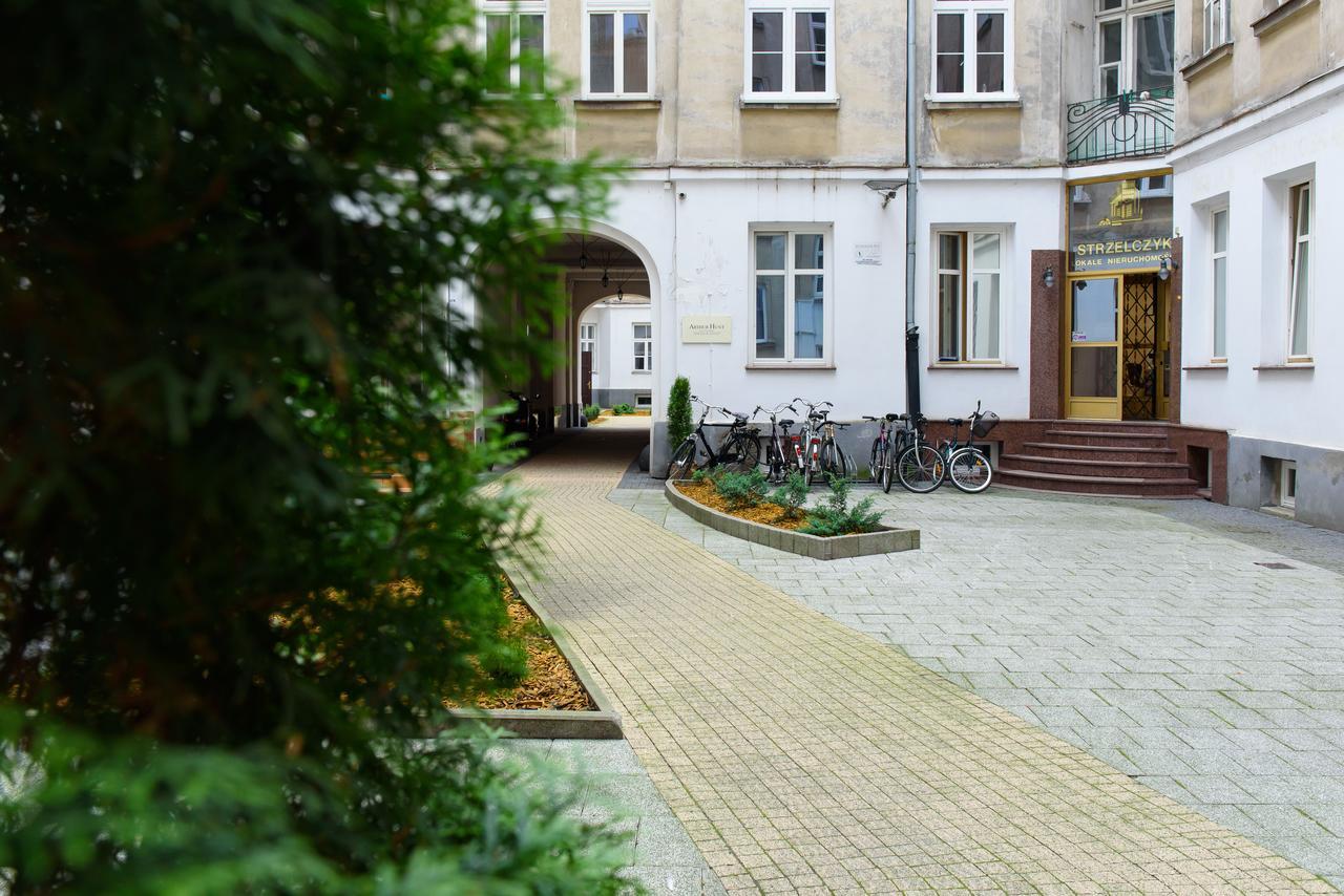 Constitution Square Rooms Варшава Екстериор снимка
