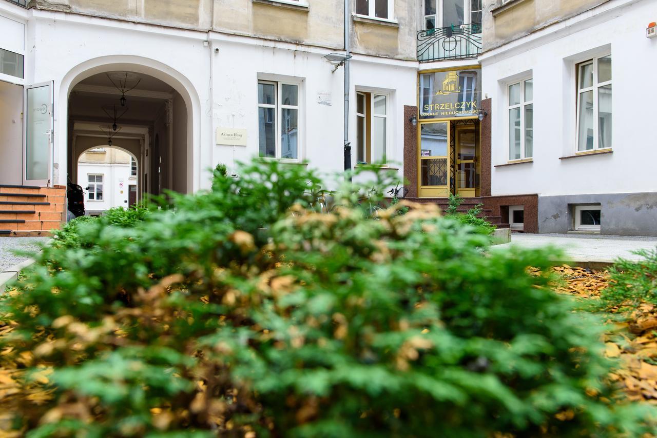 Constitution Square Rooms Варшава Екстериор снимка
